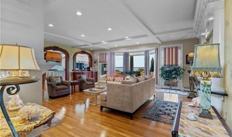 33 Courageous Cir, Bristol, RI 02809