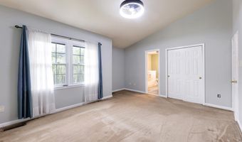 8010 OLD PARSONAGE Ct, Alexandria, VA 22315