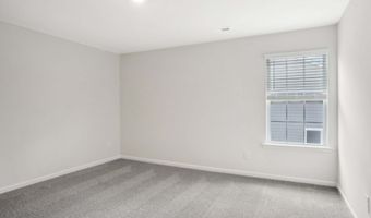 608 Country Oak Dr, Weaverville, NC 28804