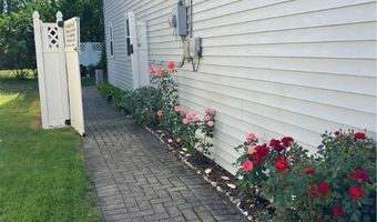 425 Southward Dr, Austintown, OH 44515