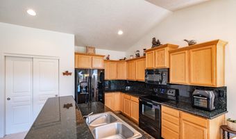 3320 Oxford Ct SE, Albany, OR 97322