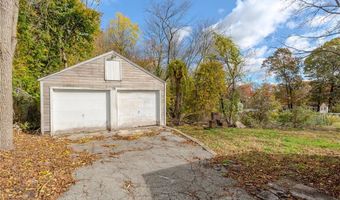 30 Bear Hill Rd, Cumberland, RI 02864