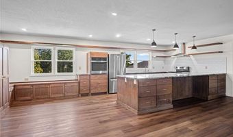 8381 Pratt Rd, Atchison, KS 66002