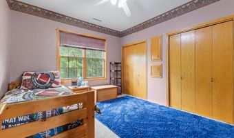 2400 Ridgetop Cir, Ames, IA 50014