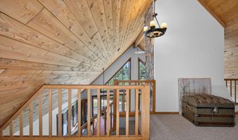 4042 5 Mile Point Rd, Allouez, MI 49805