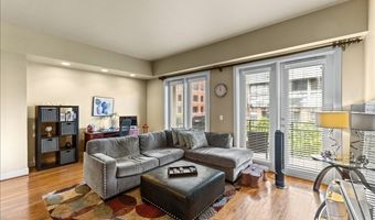 5055 Addison Cir 427, Addison, TX 75001