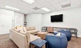 1211 S EADS St S 305, Arlington, VA 22202