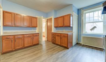 121 Guy Park Ave, Amsterdam, NY 12010