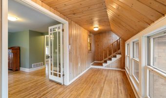 907 1st Dr NW, Austin, MN 55912
