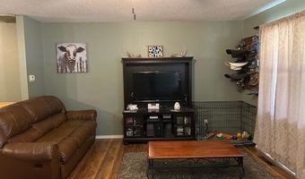 200 S Karner Ave, Altamont, KS 67330