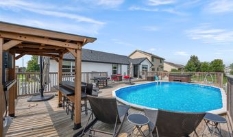 321 32nd St SW, Altoona, IA 50009