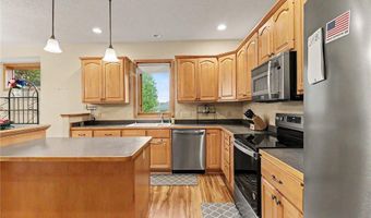 13009 Garvin Brook Ln, Apple Valley, MN 55124