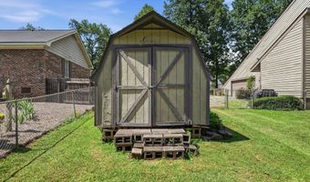2206 Ashford Dr, Albany, GA 31721