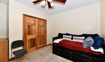 355 Connecticut Cir, Indianapolis, IN 46217