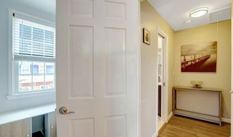 4220 32ND St S, Arlington, VA 22206