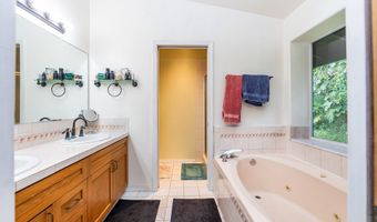 75-5259 MAMALAHOA Hwy, Holualoa, HI 96725