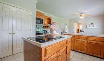 1030 El Dorado Rd, Benton, AR 72019