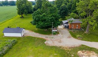 813 S 300 West Rd, Albion, IN 46701