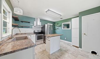 16 FORD Ave, Boonsboro, MD 21713