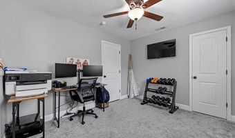 806 154th Cir, Basehor, KS 66007
