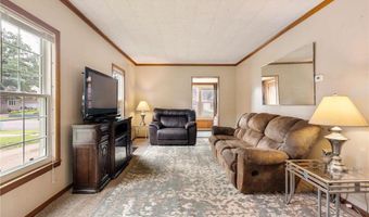 208 12th St SE, Austin, MN 55912