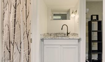 56 Bateman Ave 1, Newport, RI 02840