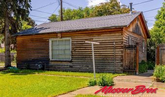 2122 Peake Ave, Cody, WY 82414