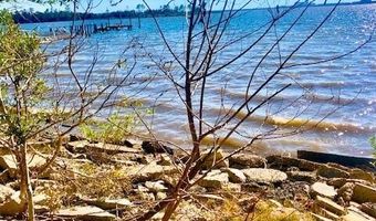 6209 Riviera Dr, Biloxi, MS 39532