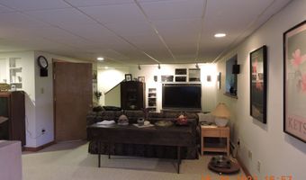 124 Lakefront Ln, Barton, VT 05822