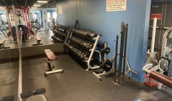 1127 S Old Wilke Rd 101, Arlington Heights, IL 60005