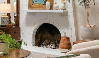 1858 Laurel Rd, Oceanside, CA 92054