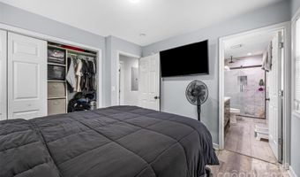 3801 Sofley Rd, Charlotte, NC 28206