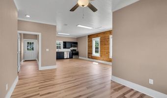 601 S 7th Ave, Teague, TX 75860