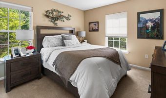 127 NEWMAN Ct, Pennington, NJ 08534