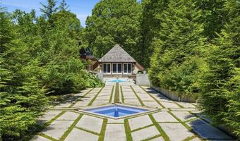 160 Ross Hill Rd, Charlestown, RI 02813
