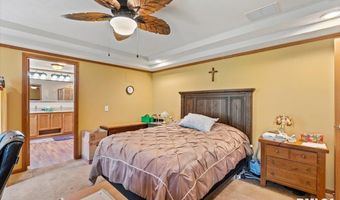 524 6TH St, Andover, IL 61233