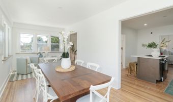 89 Commerce St, Clinton, CT 06413
