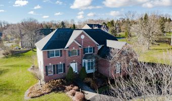 4 Hilander Dr, Albany, NY 12211