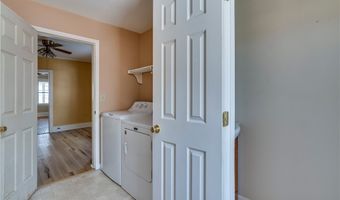 8 2nd St, Alexandria Bay, NY 13607