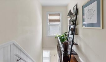 280 Woodbine St, Cranston, RI 02910