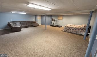 810 N LIMEKILN Pike, Ambler, PA 19002