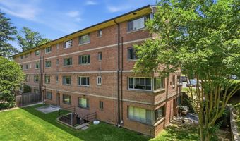 5003 SENTINEL Dr 22, Bethesda, MD 20816