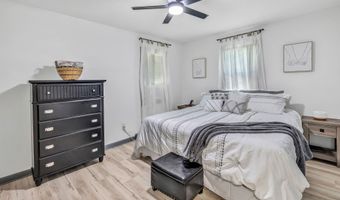 14 N Coe Ln, Ansonia, CT 06401