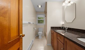 11 Farrwood Dr, Andover, MA 01810