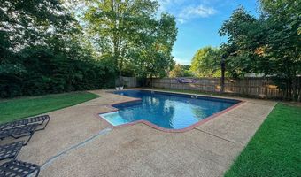 120 Oak Grove Dr, Brandon, MS 39047
