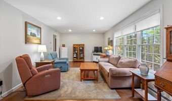 32 Wildersburg Cmn, Barre, VT 05641