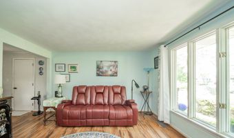 317 Stoner Dr, Anderson, IN 46013