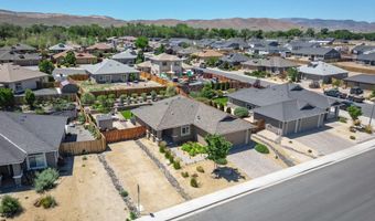 2203 Windrow Dr, Fernley, NV 89408