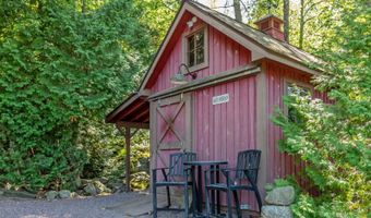 267 S Cove Rd, Burlington, VT 05401