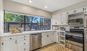 2285 S RIDGEWOOD E, Bountiful, UT 84010